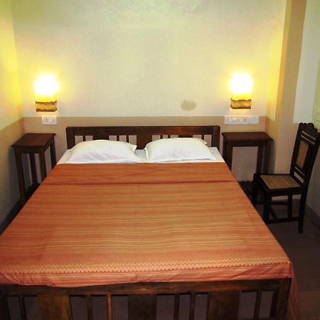 Royal Phoenix Inn Panaji Exteriör bild